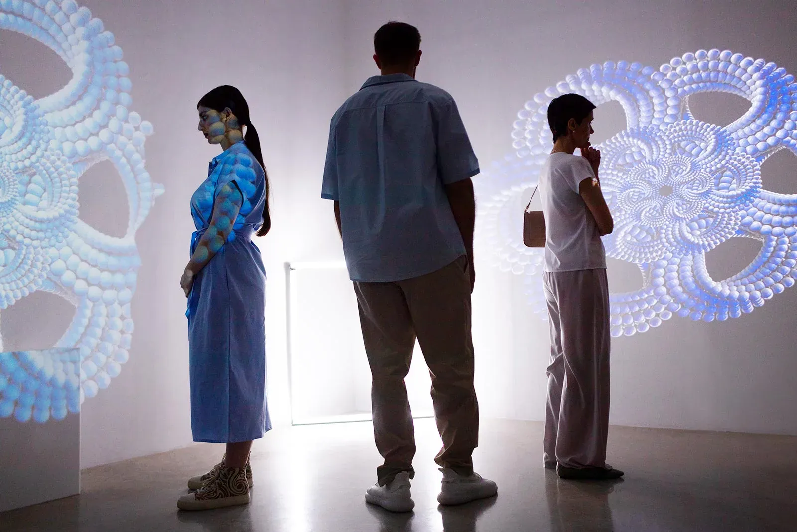 Immersive projection installation at an event